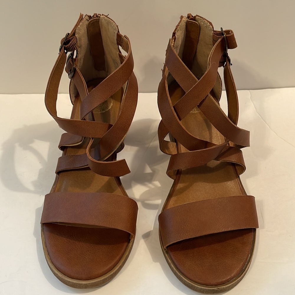 SO Strappy Sandals